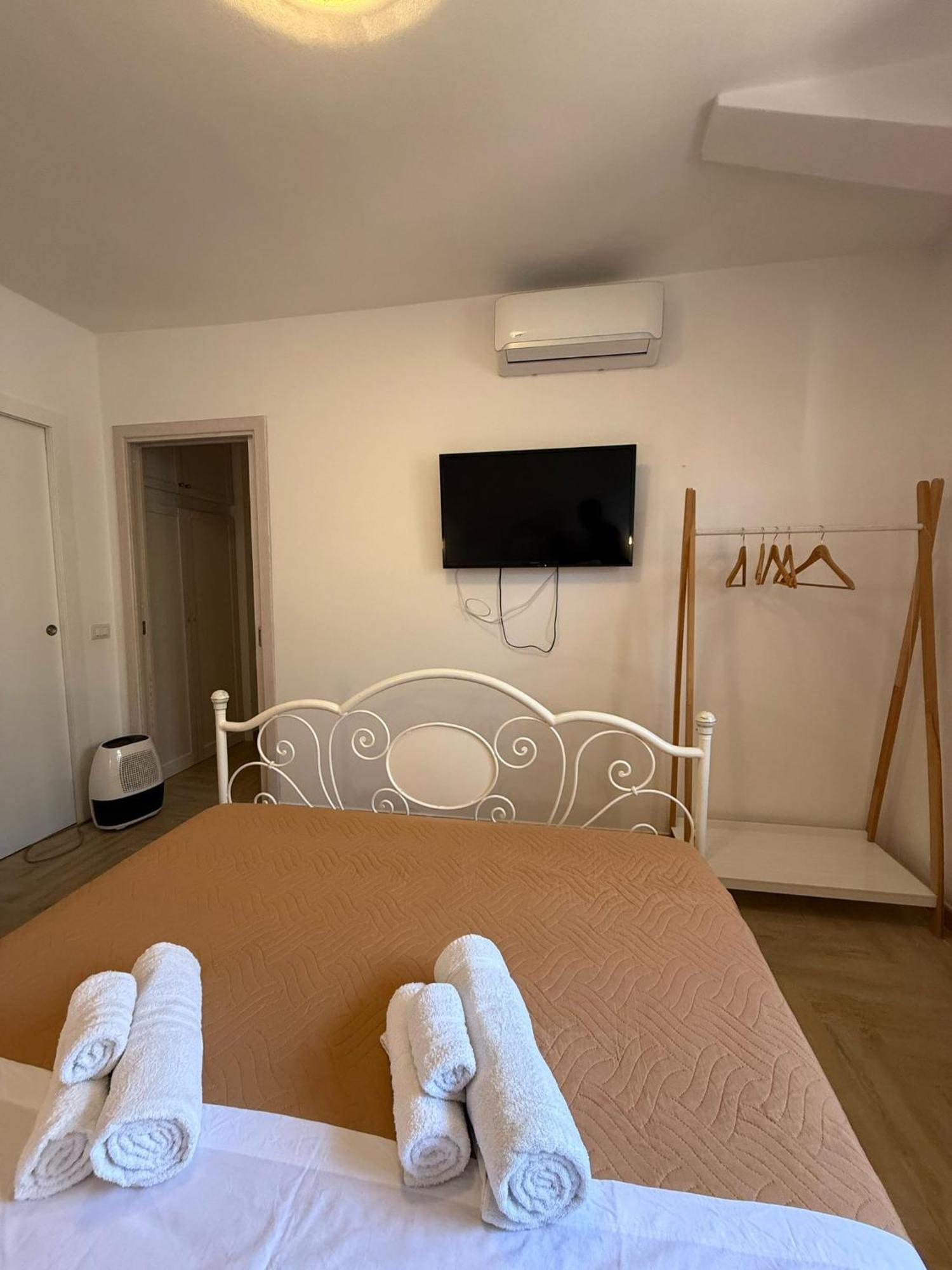 The Refuge Apartment Porto Torres Eksteriør bilde